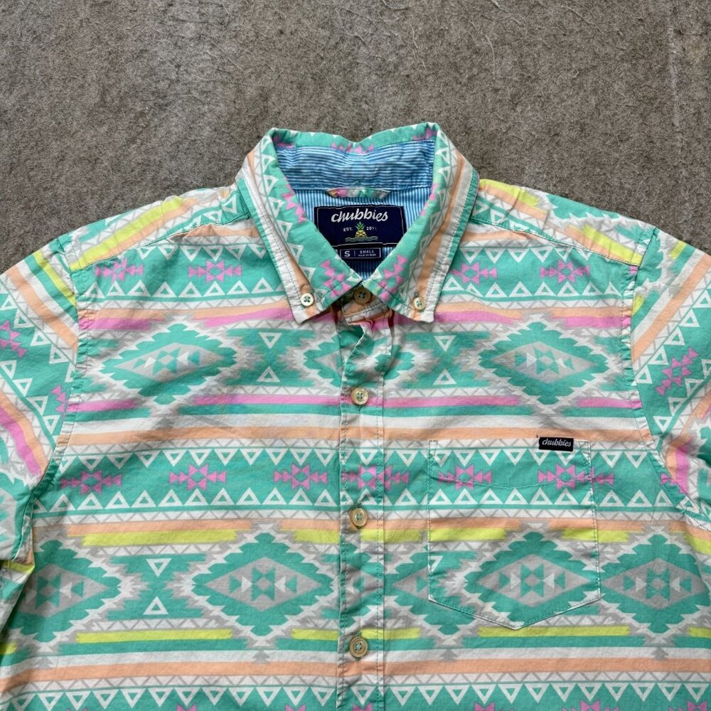 Chubbies The En Fuego Wild" Friday Shirt Men S Blue Pink Orange Tribal Aztec